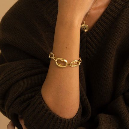 Bracelet - cowrie shell patterns