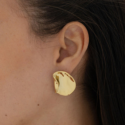 Stud earrings - small curved and hammered insert