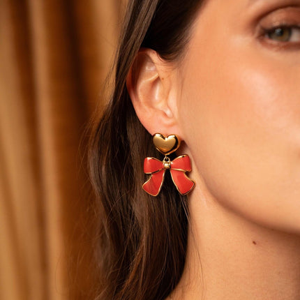 Boucles pendantes Thalia - coeur et noeud papillon en émail