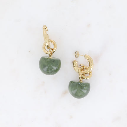 Boucles pendantes Perrine - anneaux martelés et acétate