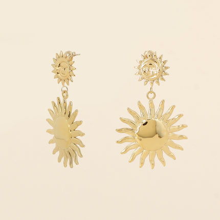 Boucles pendantes - éclipse, lune et soleil