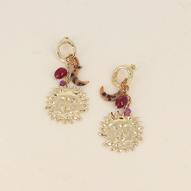 Boucles pendantes - soleil, lune en résine léopard, perles