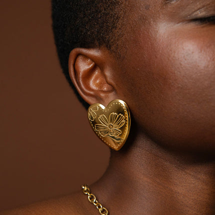 Boucles puces Lovea - coeur et fleurs gravées