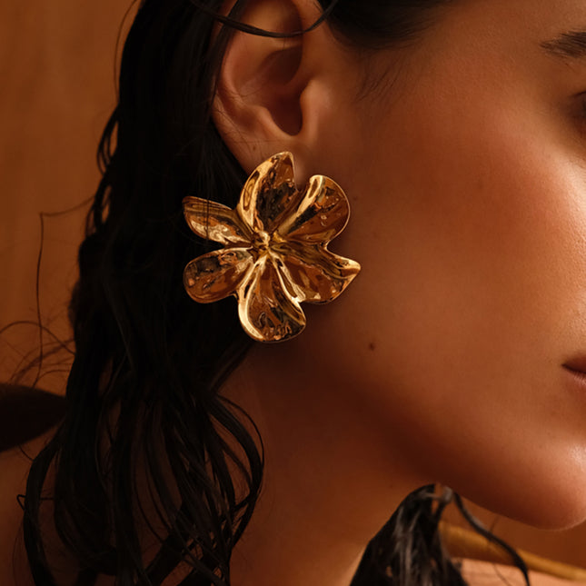 Ylène stud earrings - 53mm flower