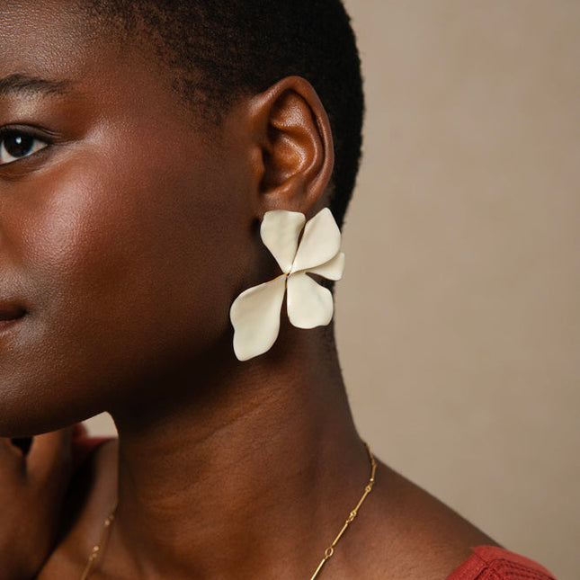 Boucles puces Elya - feuillage en émail