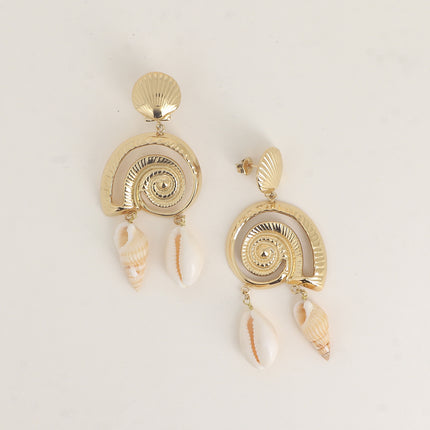 Boucles pendantes - coquillages texturés et cauri naturel