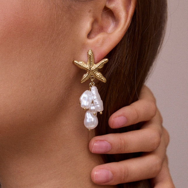Dangle earrings - starfish and white resin pearls