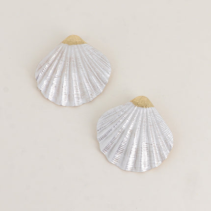 Boucles puces - gros coquillage émaillé
