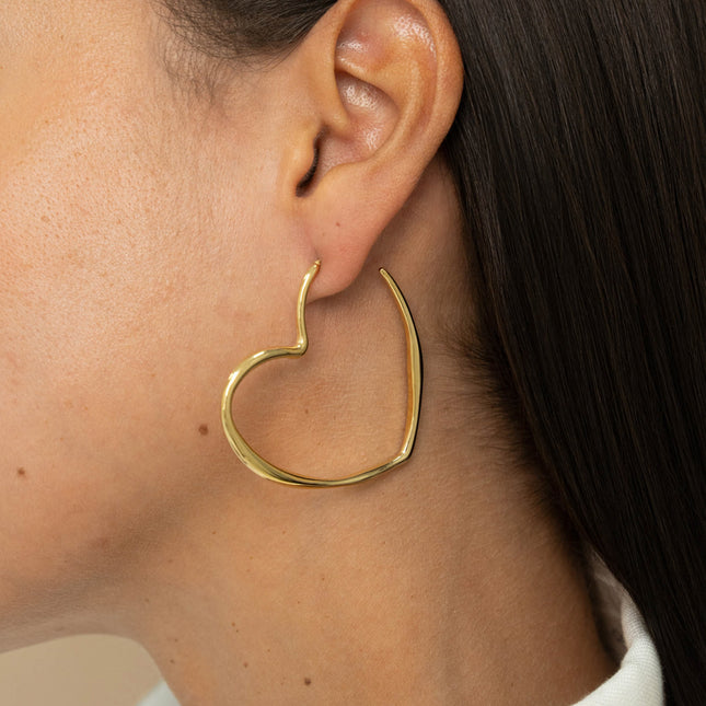 Hoop earrings - heart shape