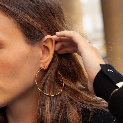 Hoop earrings - zig-zag effect