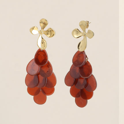 Boucles pendantes - feuillage et pétales en résine