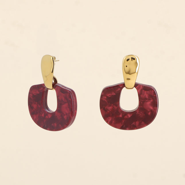 Boucles pendantes - barre martelée et pièce en résine