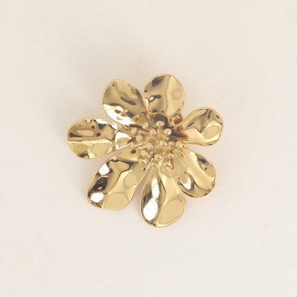 Pin - flower design