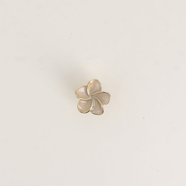 Pin's - motif fleur émaillée 17mm