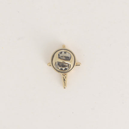 Pin - textured star design