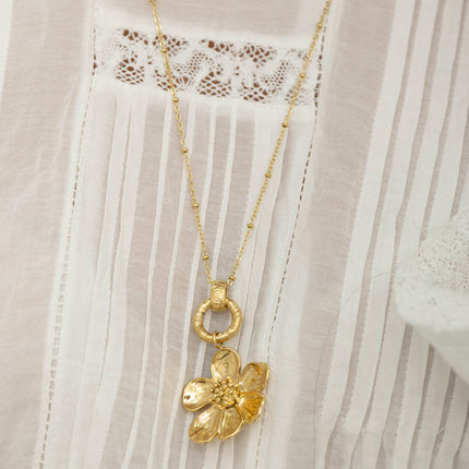 Collier - anneau texturé et fleur 60+5CM