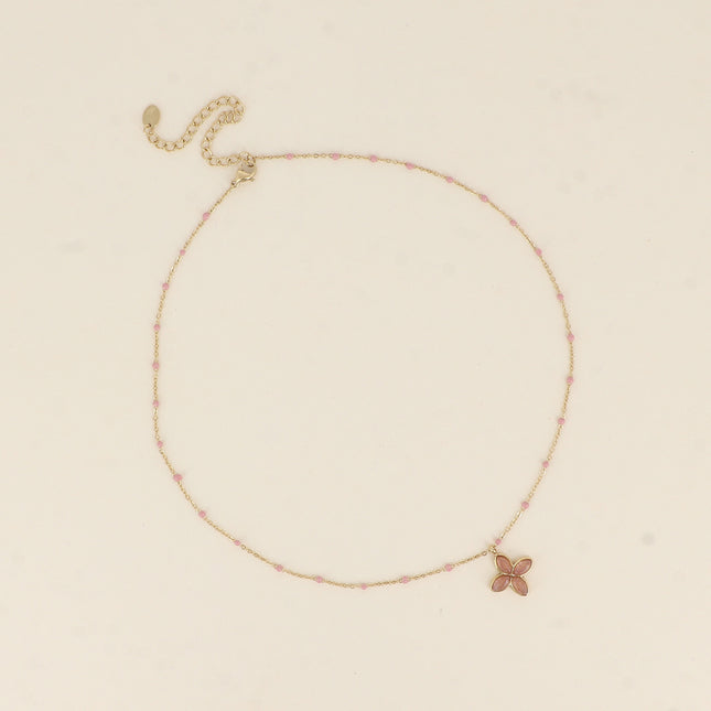 Collier Gwendolina - chaîne émaillée, trèfle et pierre naturelle