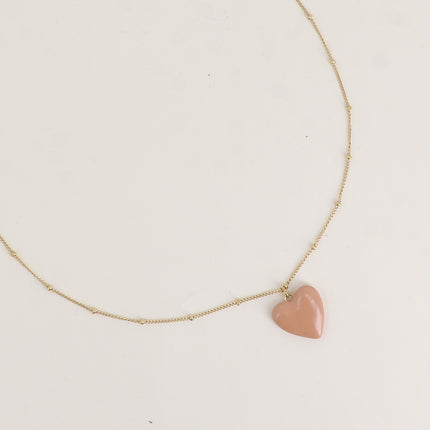 Collier - chaîne à petites boules et pendentif coeur émaillé