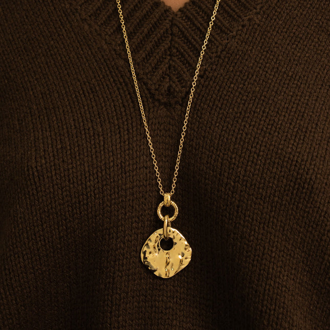 Sautoir Edmée - pendentif carré martelé