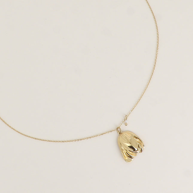 Collier - maillons ovales et pendentif drapé