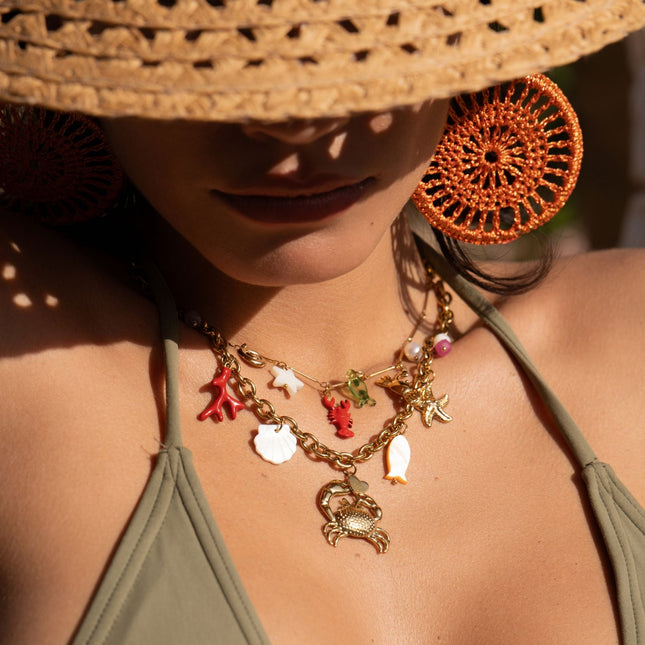 Collier Lusina - étoile de mer, crabe, branche de corail émaillée, coquillage effet nacré et poisson