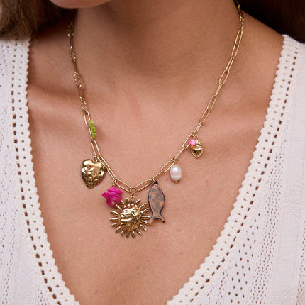 Collier - coeur martelé, soleil, fleur et poisson en résine, pierres naturelles