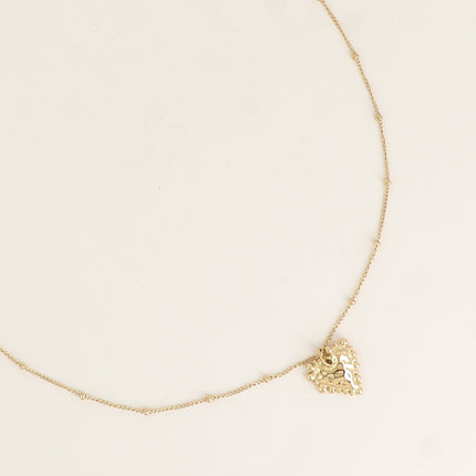 Collier - chaîne avec boules, coeur martelé et grainé