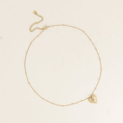 Collier - chaîne avec boules, coeur martelé et grainé