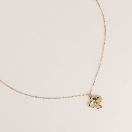 Collier - petit feuillage texturé