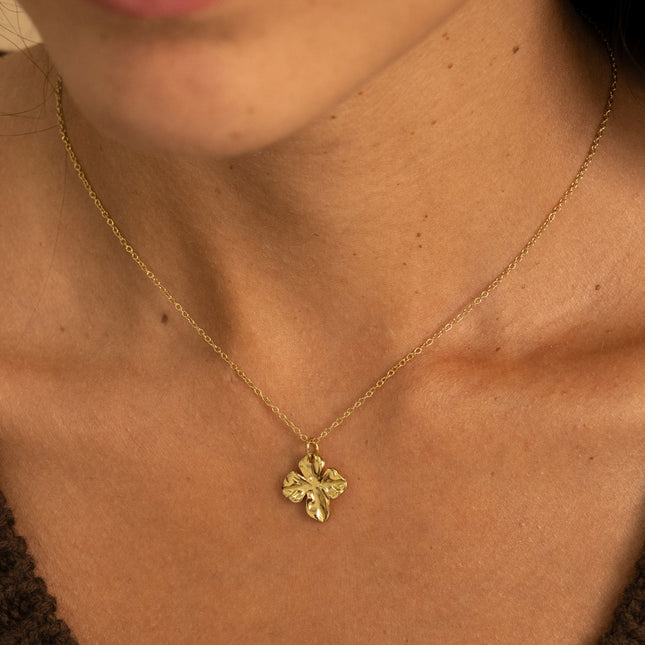 Necklace - small textured foliage