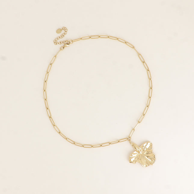 Collier - maillons ovales et pendentif feuillage