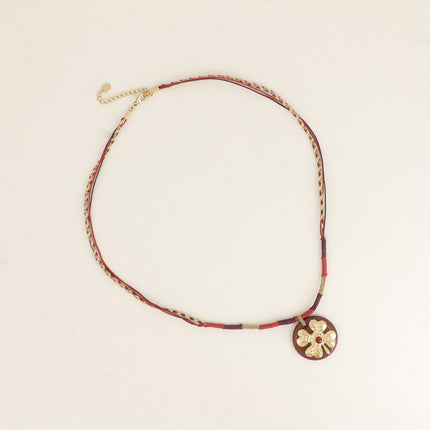Collier sur cordon - pendentif rond plat en résine avec trèfle