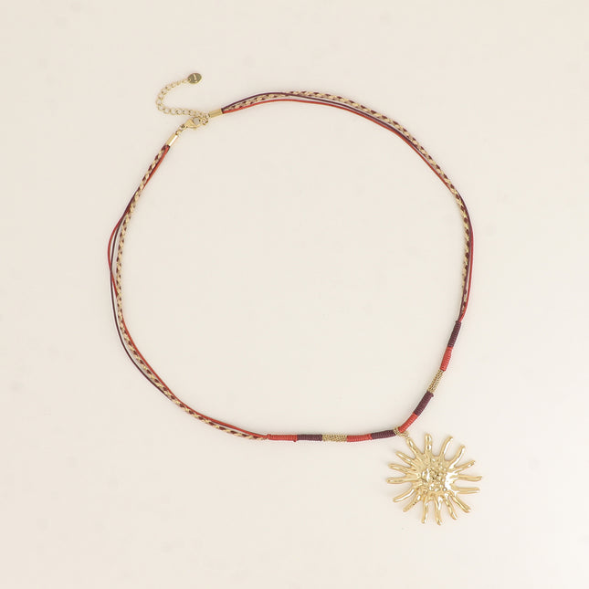 Collier sur cordon - pendentif soleil