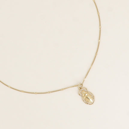 Collier - pendentif scarabée
