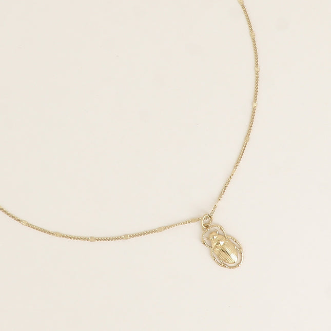 Collier - pendentif scarabée