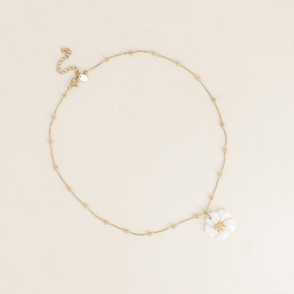 Collier - chaîne avec boules, fleur en nacre