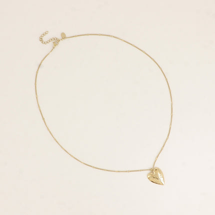 Collier - pendentif coeur avec fleurs gravées