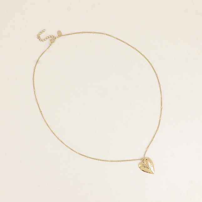 Collier - pendentif coeur avec fleurs gravées