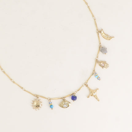 Collier - lune, soleil, étoile, oeil, main
