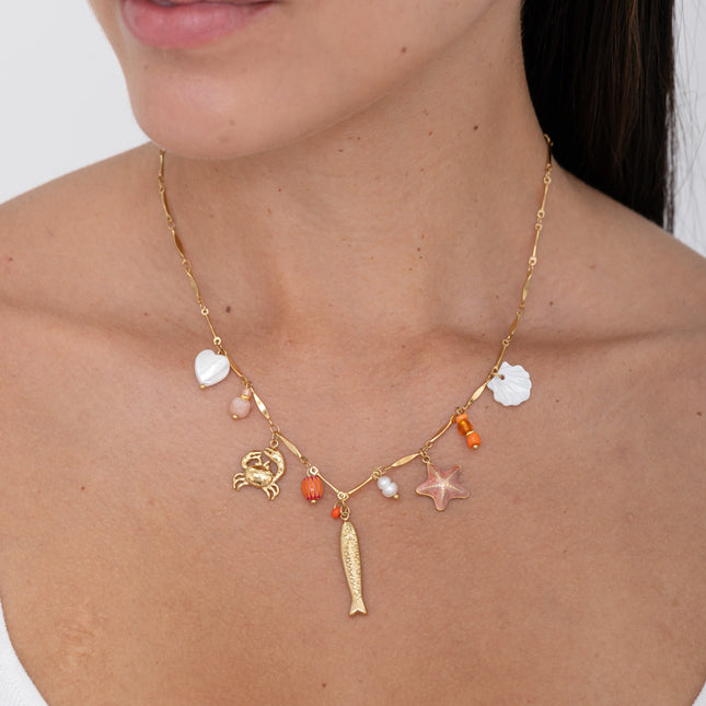 Collier - coeur et coquillage nacrés, crabe, étoile de mer émaillée, poisson, perle d'eau douce