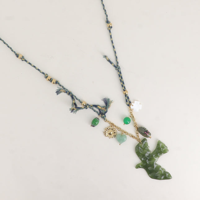 Collier - oiseau en résine, trèfle nacré, fleur, coeur, perles en céramique