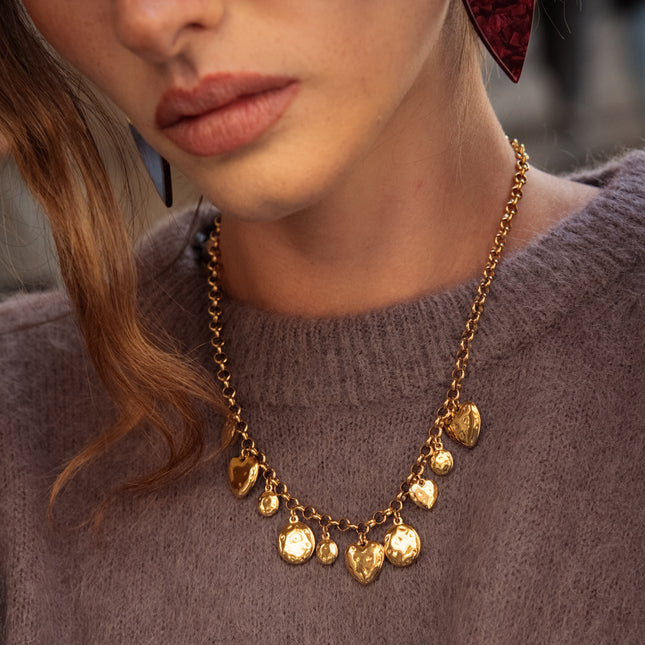Collier Taléa - pastilles rondes martelées et coeurs