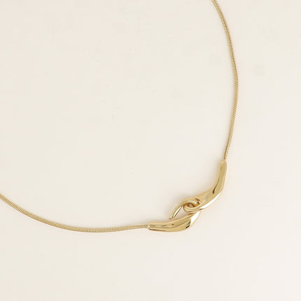 Collier - maille serpent et pendentif crochet