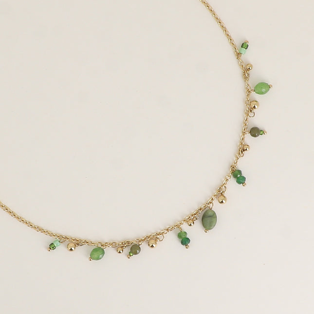 Collier - boules, rocailles, pierres naturelles et perles en résine