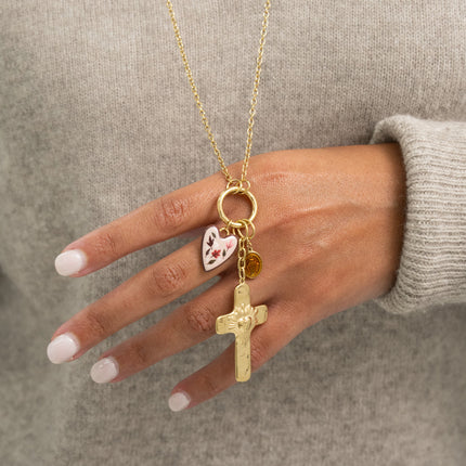 Sautoir - croix religieuse, la Madone, coeur émaillé aux motifs feuillages