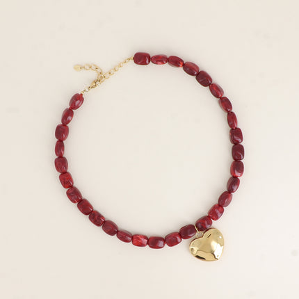 Collier - câble, perles rectangulaires en résine, coeur plat