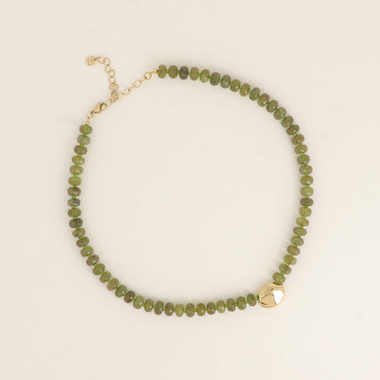 Collier sur câble - pierres naturelles et rocailles, pendentif ovale en acier inoxydable