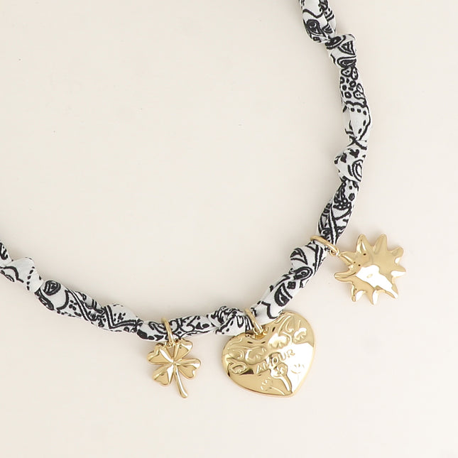 Collier - tissu ruban avec trèfle, coeur avec AMOUR et fleurs gravés, soleil