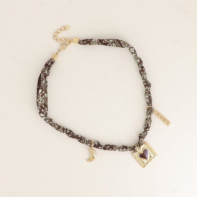 Collier - tissu ruban avec plaque LOVE ajouré, coeur et croissant de lune avec cristal