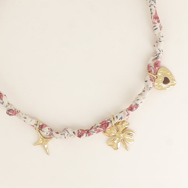 Collier - tissu ruban avec étoile, trèfle, coeur avec émail